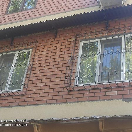 1-Bedroom Apartment In The Very City Center Tashkent Exterior photo