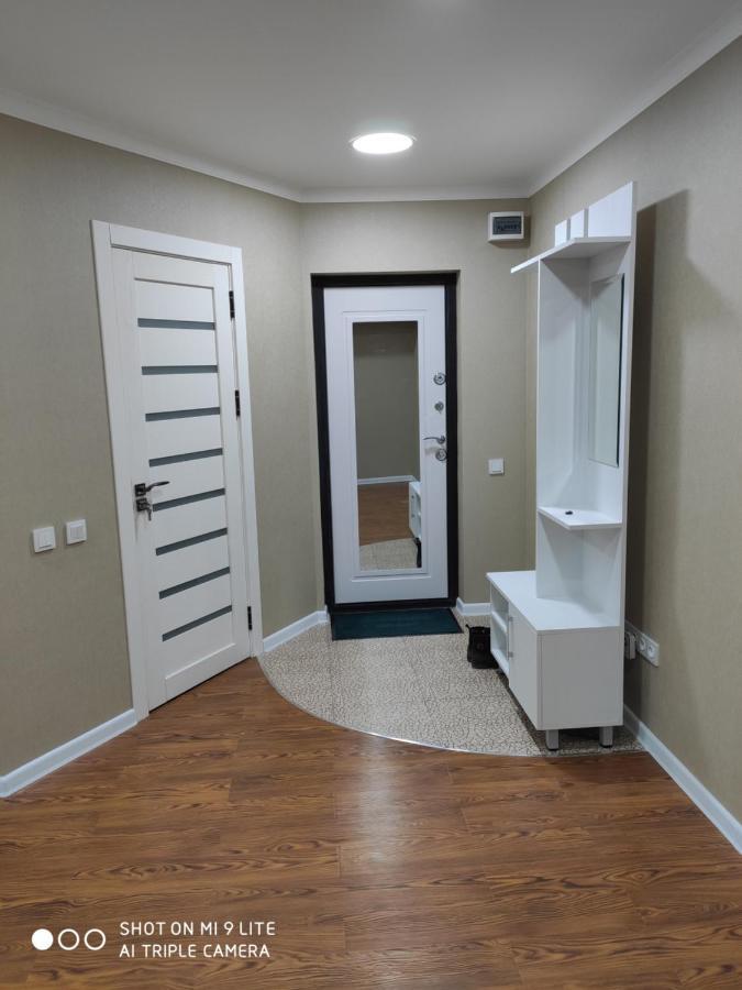 1-Bedroom Apartment In The Very City Center Tashkent Exterior photo